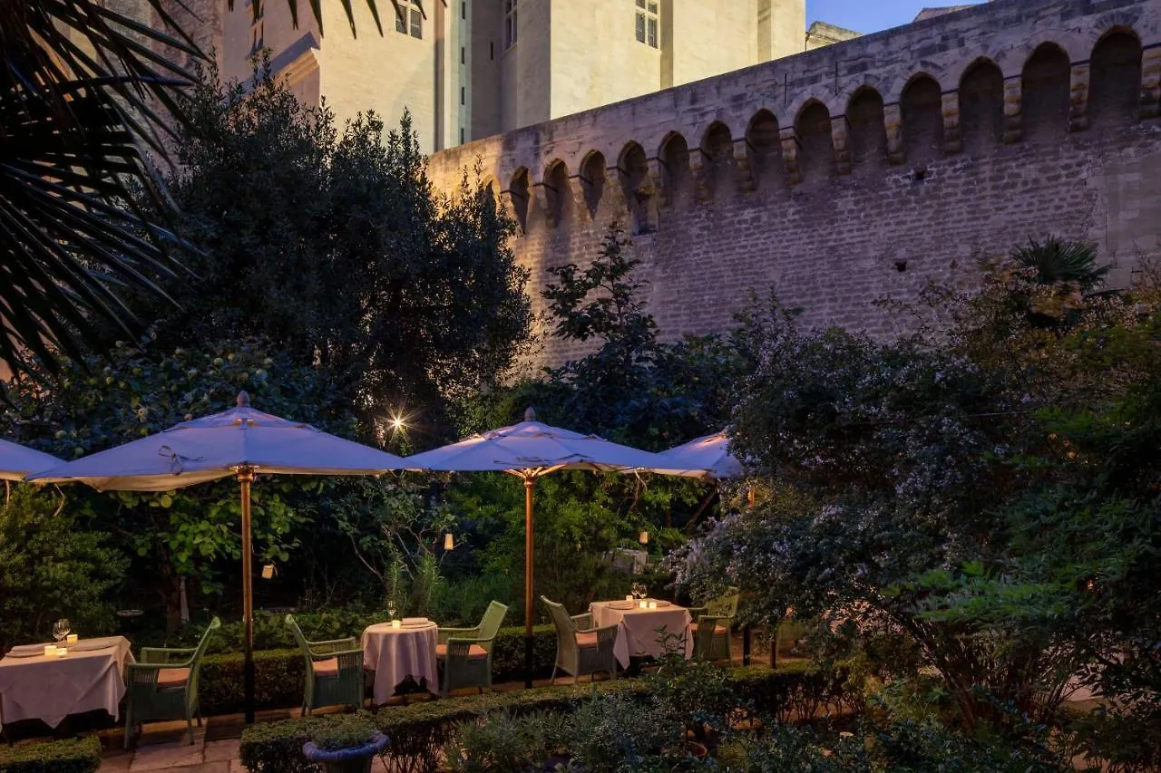 Hotel La Mirande Avignone Francia